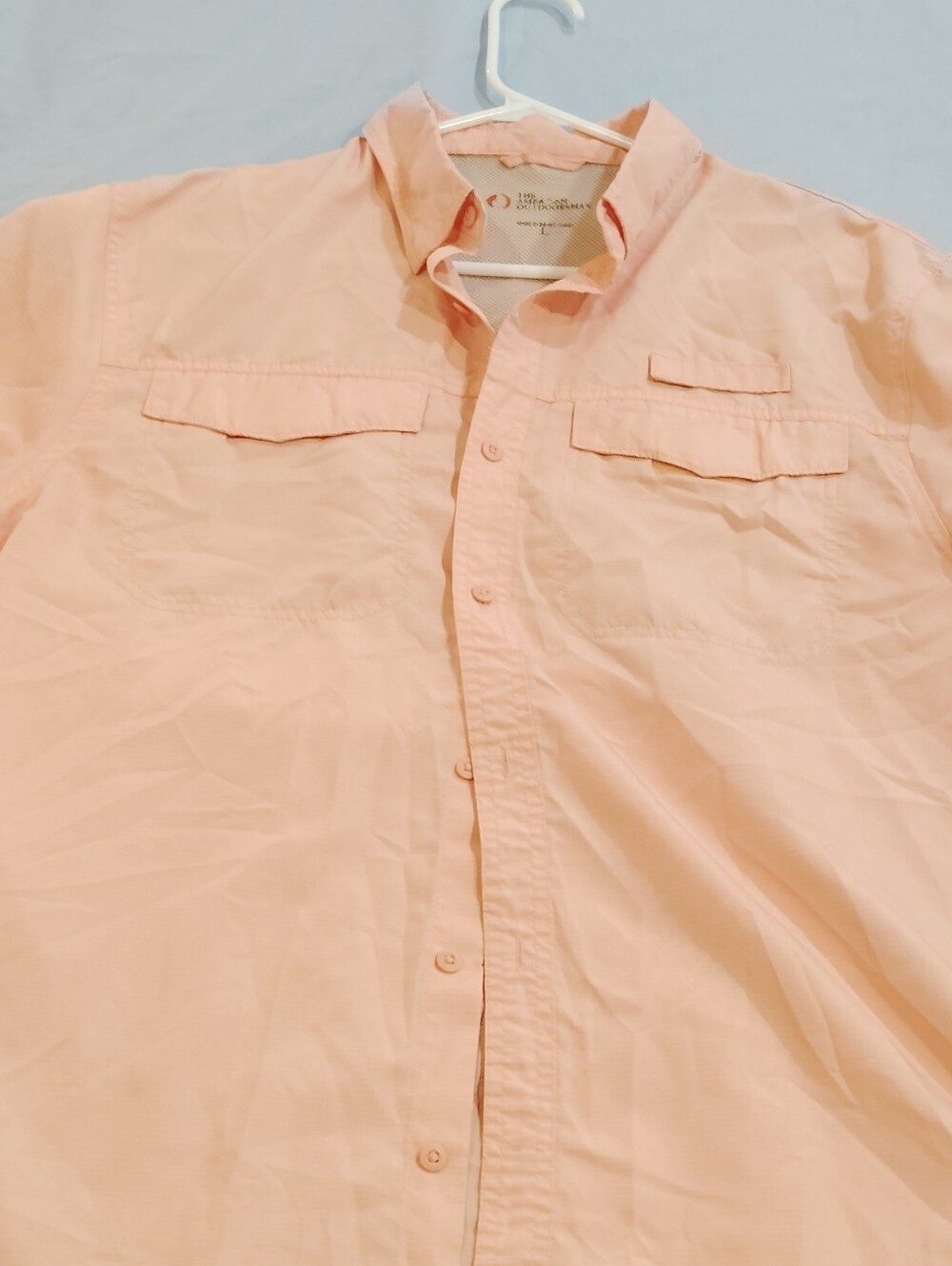 The American Outdoorsman Men’s L Peach Fishing Shirt Long Sleeve Button Pockets
